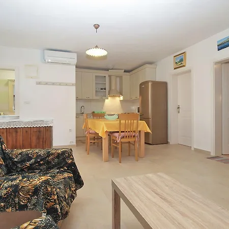 Ana 1707 Apartment Banjole