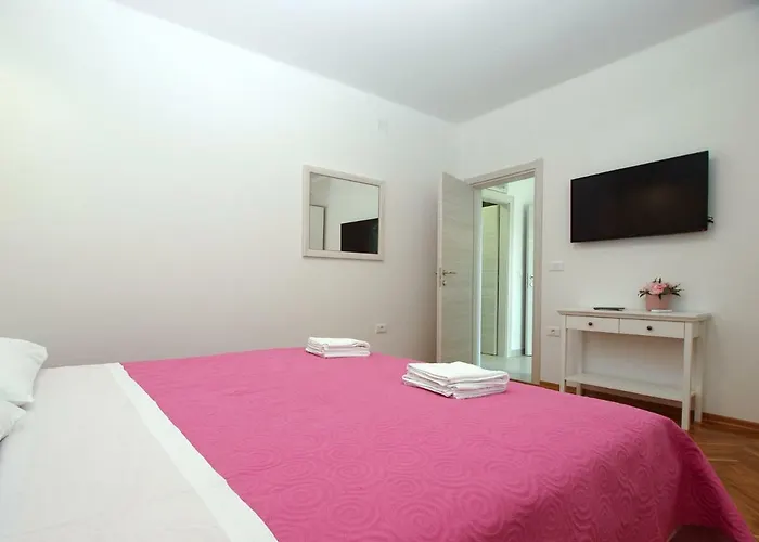 Ana 1707